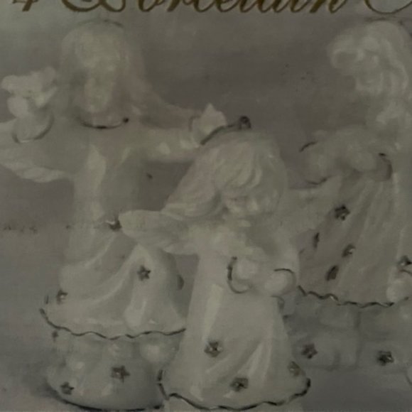 New in Box Holly Tree Porcelain Angels - Picture 6 of 7